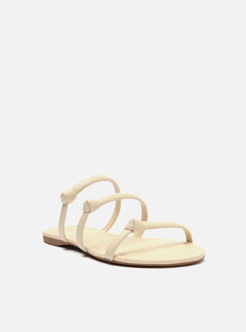 Flat Sandal Off-White Straps Knots