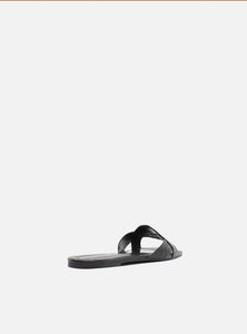 Flat Straps Black Croco Flat Sandal